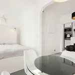 Whome Chic Located In Historic Centre 아파트 리스본